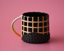  15oz Black Grid mug 1