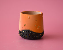  11oz Gold Flecked cup 2