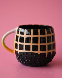  14oz Black grid mug 2