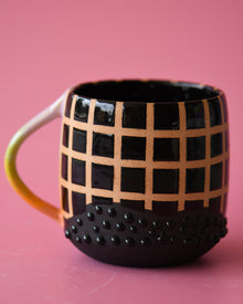  16oz Black grid mug 3