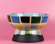  Cool grid pedestal bowl