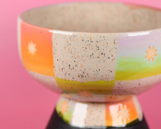 Rainbow burst pedestal bowl