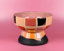  Warm grid pedestal bowl