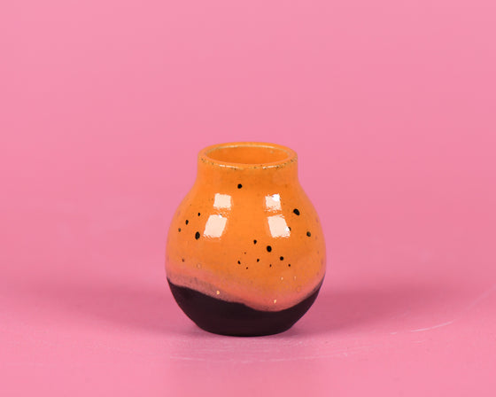 Orange mini pot #1