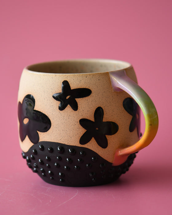 16oz Flower mug 1