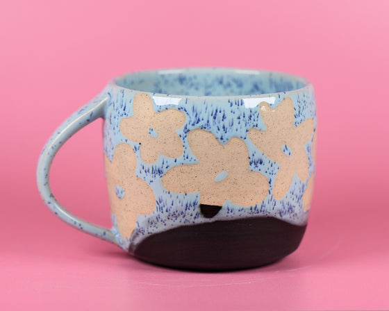 14oz Blue speckled Flower mug