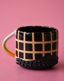 10oz Black grid mug 1